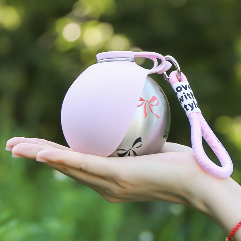 🐾 Foldable Pet Water Bottle – Portable, Leak-Proof & Perfect for Travel ✨💧